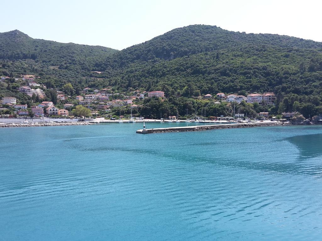 Friderica House Hotel Poros  Exterior photo