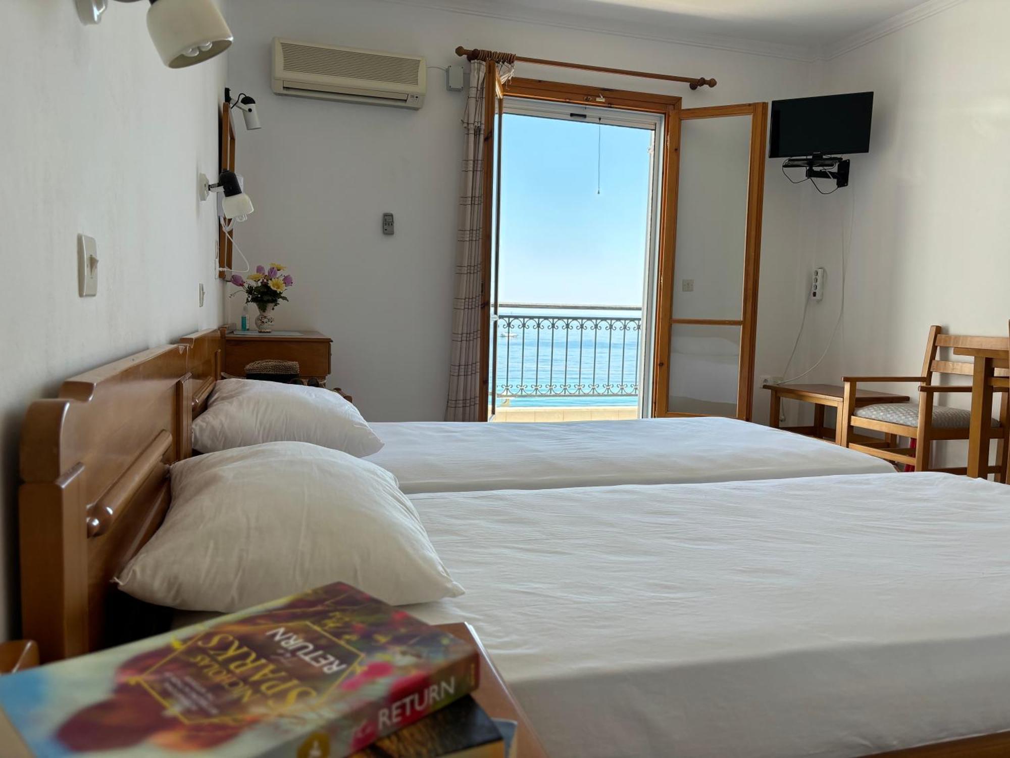 Friderica House Hotel Poros  Exterior photo