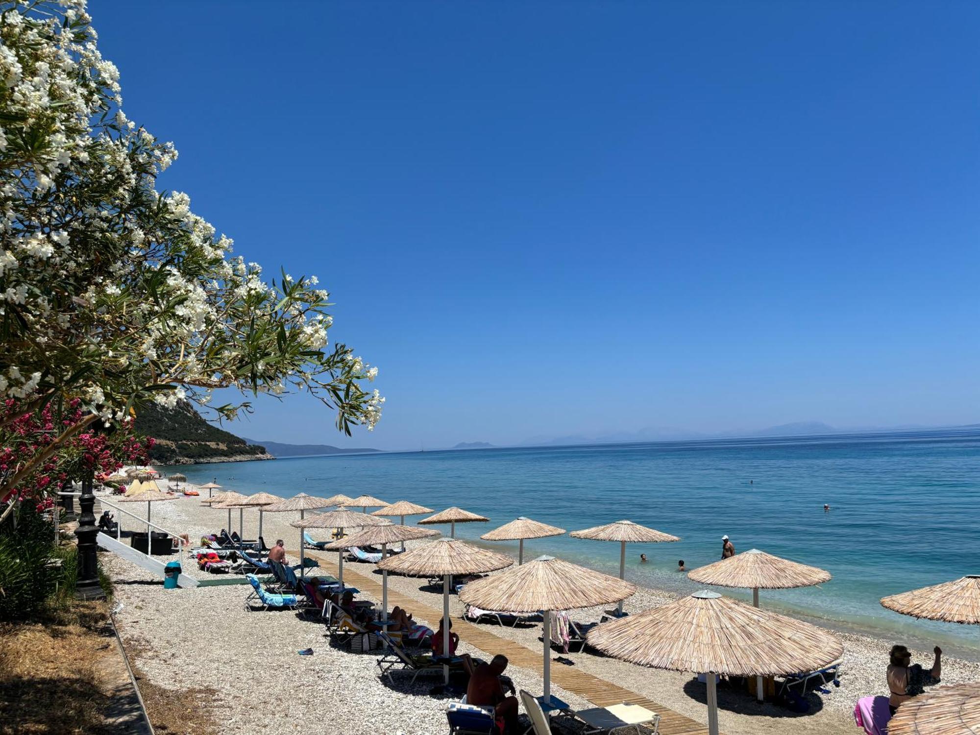 Friderica House Hotel Poros  Exterior photo