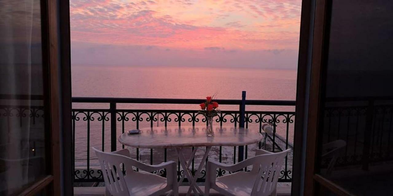 Friderica House Hotel Poros  Exterior photo